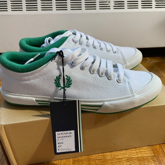 Fred Perry White Canvas Sneakers - Picture 2 of 5